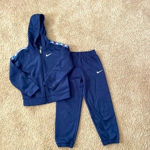 Boys Nike matching set